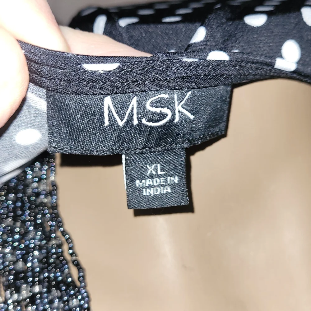 MSK Ruffle Cold Shoulder Black & White Dot Shift Dress - Picture 7 of 10